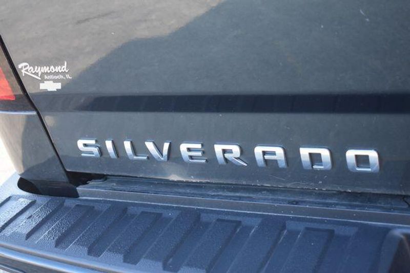 Used 2018 Chevrolet Silverado 1500 LTImage 17