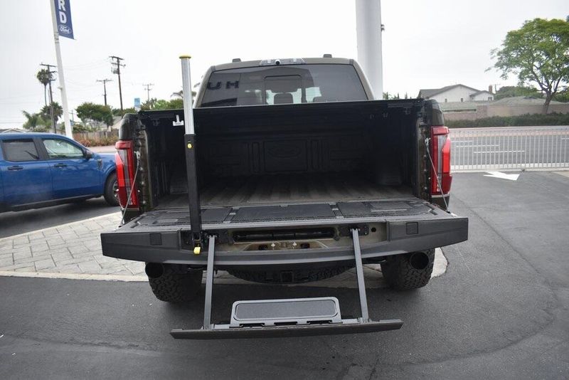 New 2025 Ford F-150 RaptorImage 9