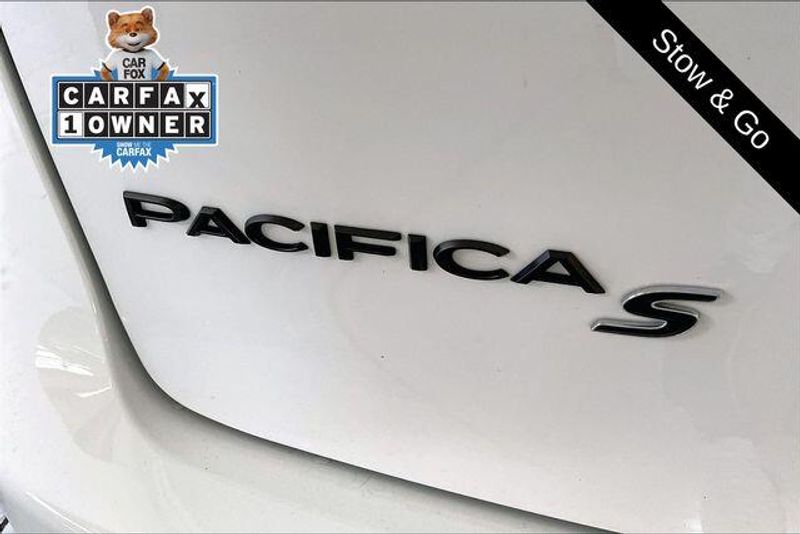 Used 2026 Chrysler Pacifica LimitedImage 31