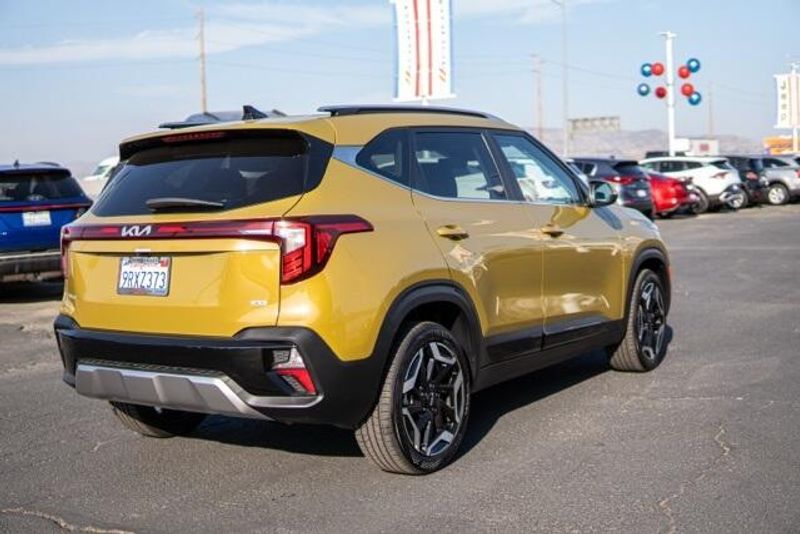 2024 Kia Seltos SXImage 6