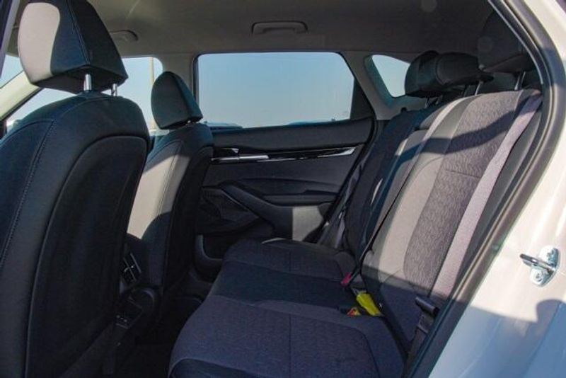 2025 Kia Seltos SImage 13