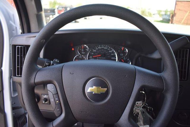 New 2026 Chevrolet Express 3500 Work VanImage 26