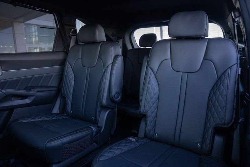 New 2026 Kia Sorento Hybrid X-Line SX PrestigeImage 12