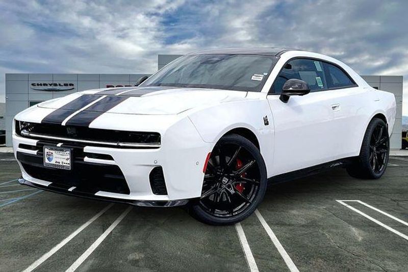 New 2026 Dodge Charger Scat Pack Plus 2-door AwdImage 1