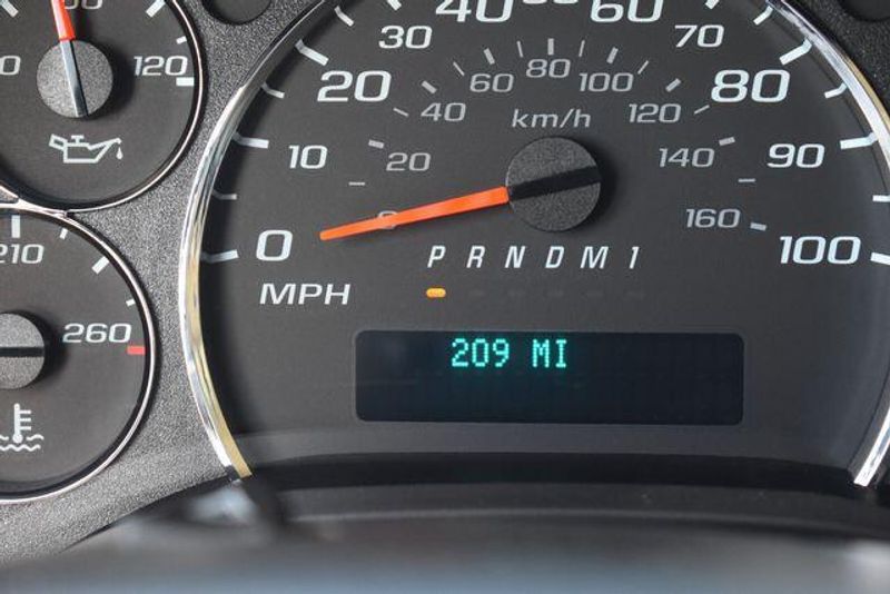 New 2026 Chevrolet Express 3500 Work VanImage 24