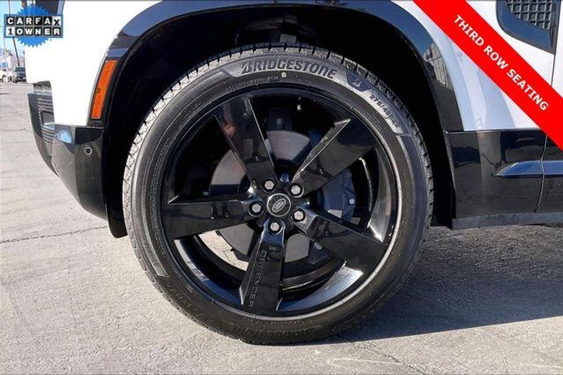 Used 2024 Land Rover Defender X-Dynamic SEImage 8