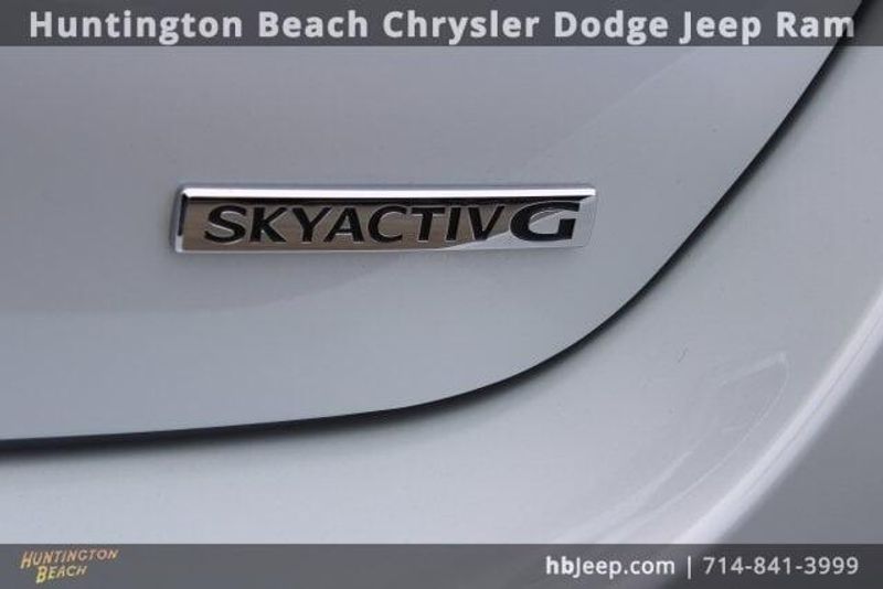 2024 Mazda Mazda3 2.5 S Select SportImage 6