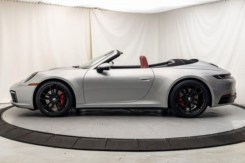 2020 Porsche 911 Carrera SImage 2