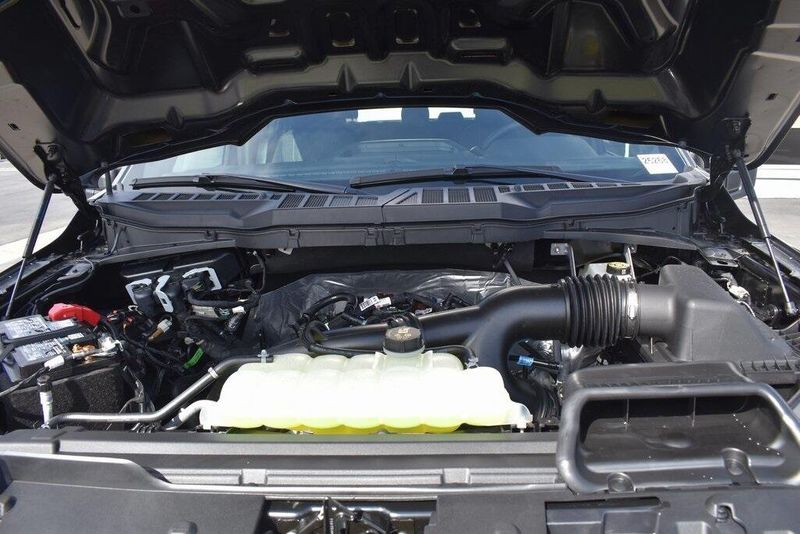 2025 Ford F-150 STXImage 20