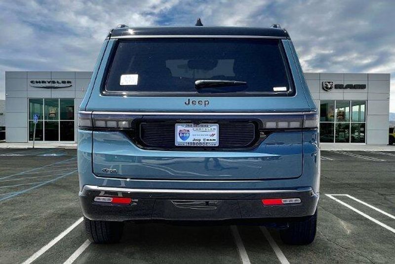 2026 Jeep Grand Wagoneer Summit Obsidian 4x4Image 3