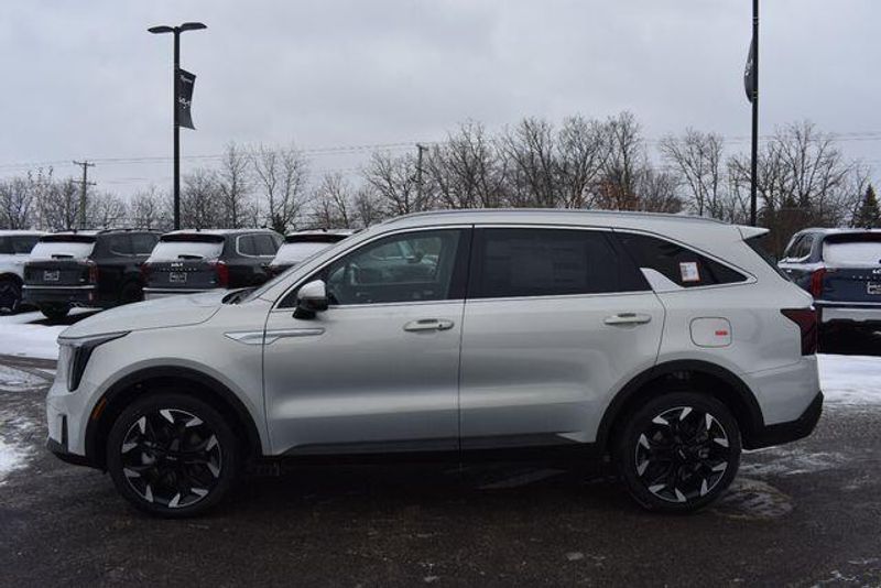New 2026 Kia Sorento EXImage 7