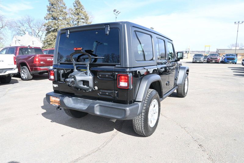 2021 Jeep Wrangler Unlimited IslanderImage 9