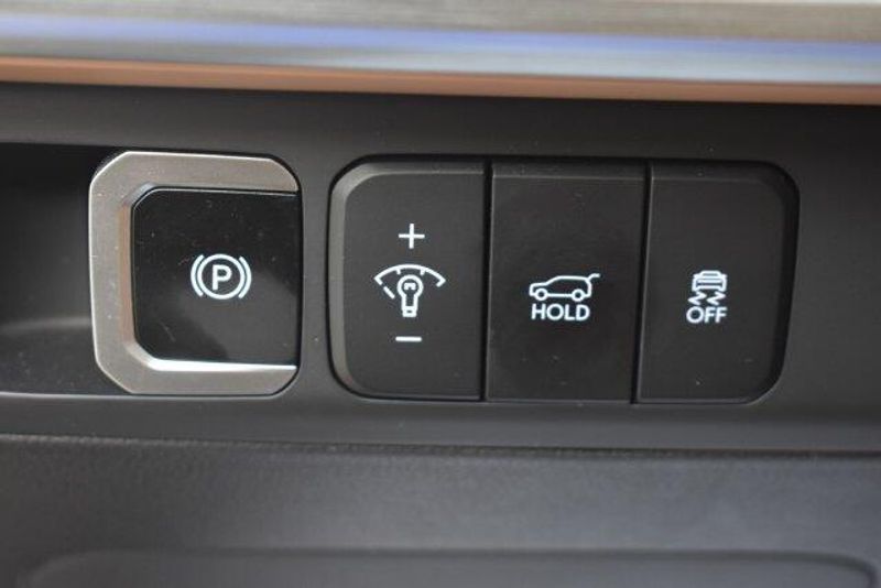 Used 2024 Hyundai Santa Fe LimitedImage 26