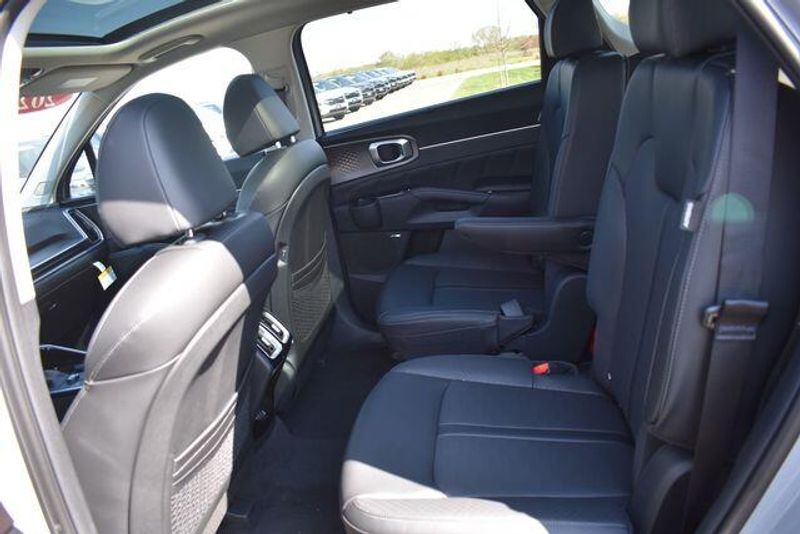 New 2026 Kia Sorento SXImage 21