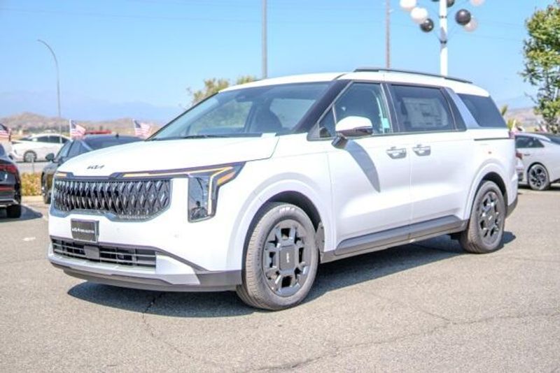 2025 Kia Carnival Hybrid EXImage 3