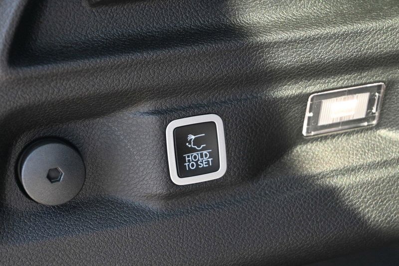 2025 Jeep Grand Cherokee L Altitude XImage 13