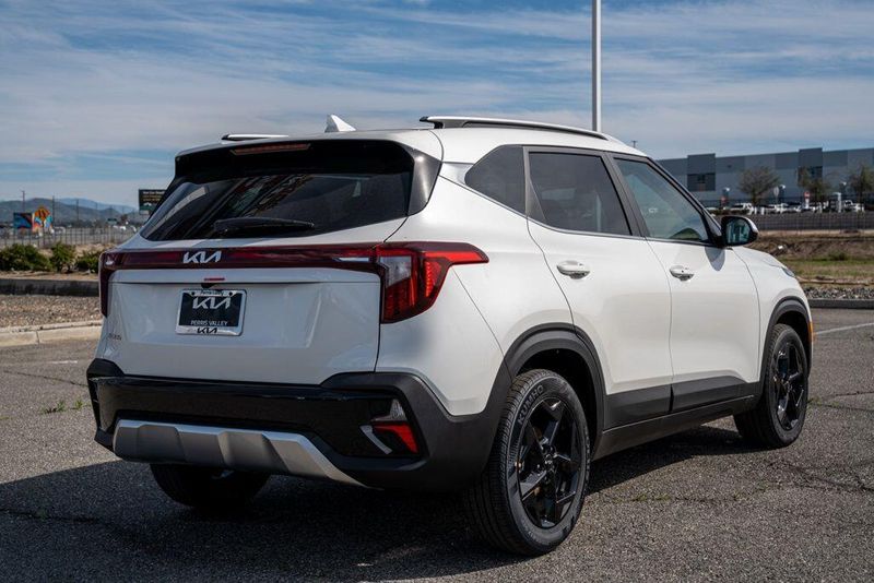 New 2026 Kia Seltos EXImage 7
