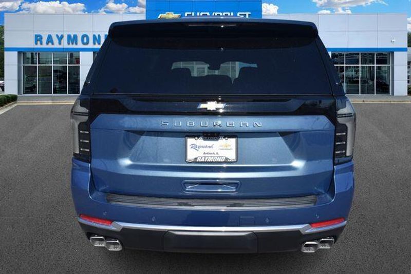 New 2026 Chevrolet Suburban High CountryImage 5