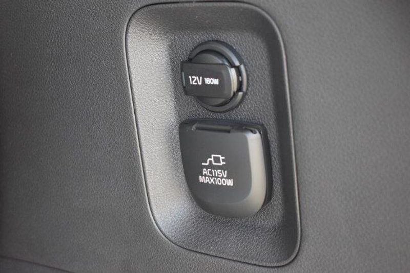 New 2027 Kia Carnival SXImage 21