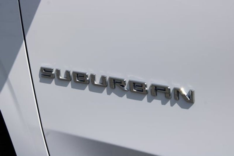 2022 Chevrolet Suburban PremierImage 8
