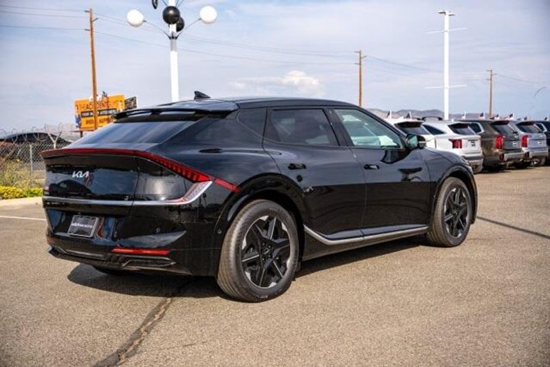 New 2025 Kia EV6 WindImage 7