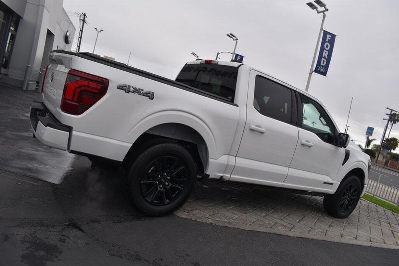 2024 Ford F-150 PlatinumImage 2