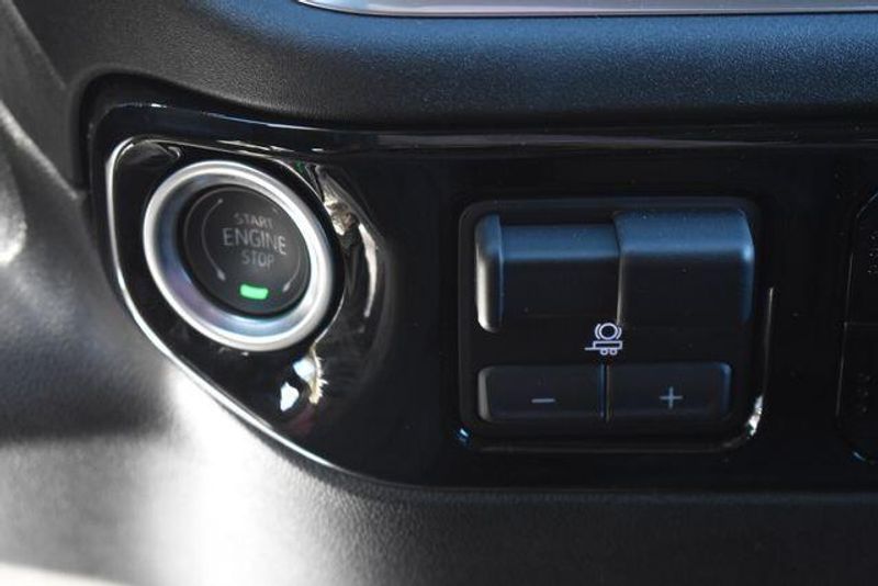 New 2025 Chevrolet Silverado 2500HD LTImage 32