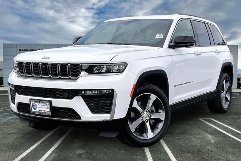 New 2026 Jeep Grand Cherokee Limited 4x4Image 1