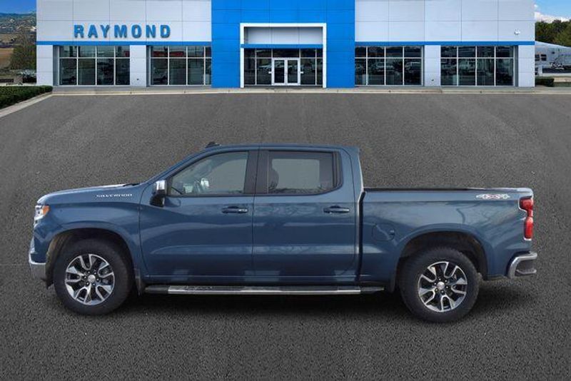 Used 2024 Chevrolet Silverado 1500 LTImage 7