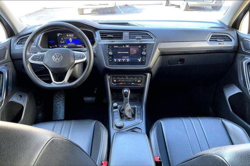 Used 2022 Volkswagen Tiguan 2.0T SEImage 15
