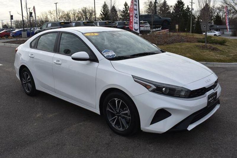 Used 2023 Kia Forte LXSImage 11