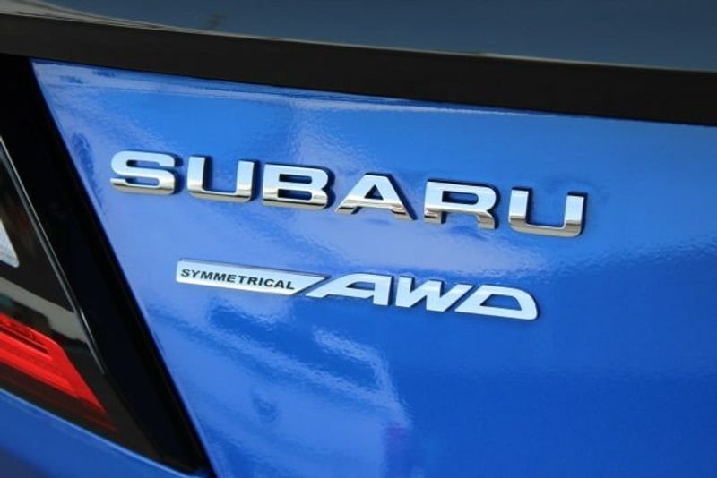 2022 Subaru WRX BaseImage 8