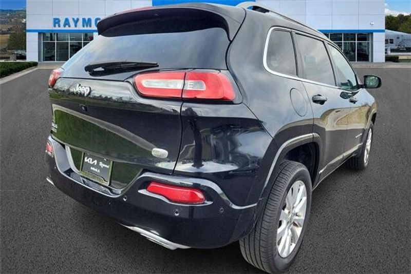 2016 Jeep Cherokee OverlandImage 8