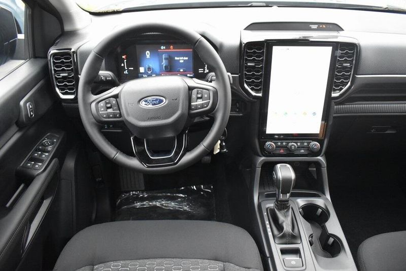 New 2025 Ford Ranger XLTImage 12