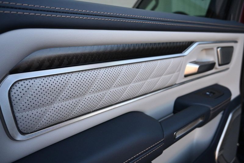 2025 RAM 1500 TungstenImage 22