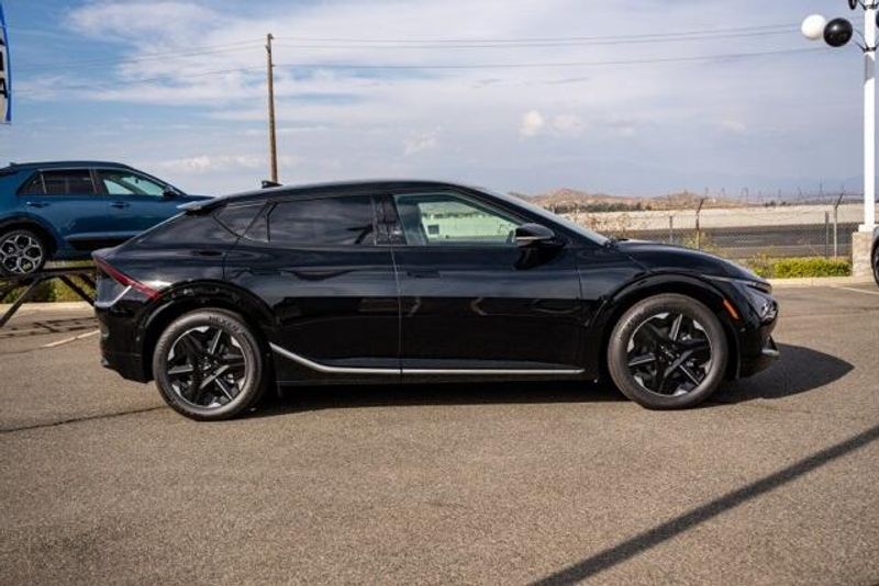 New 2025 Kia EV6 WindImage 8
