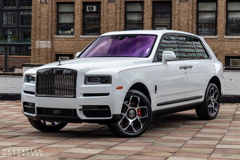 2024 Rolls-Royce Cullinan Black BadgeImage 1