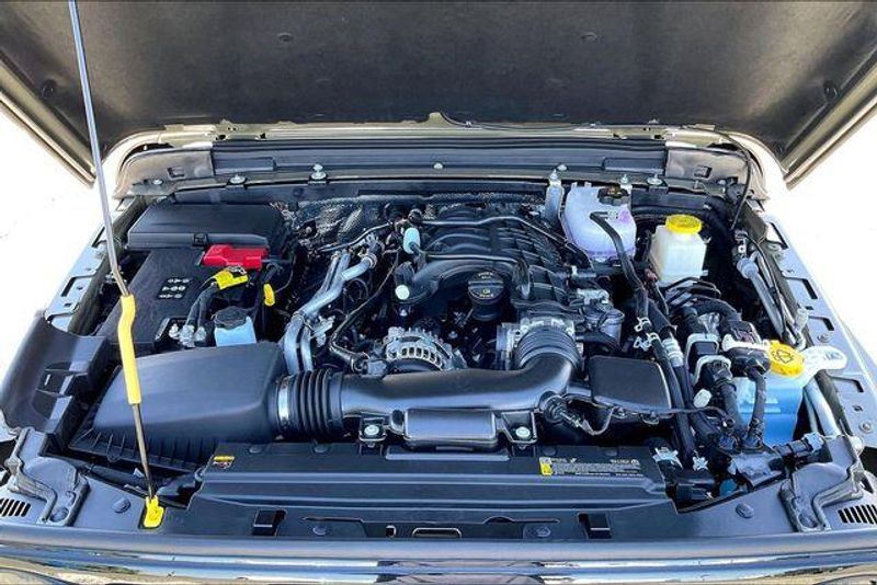 New 2026 Jeep Gladiator Willys 4x4Image 9