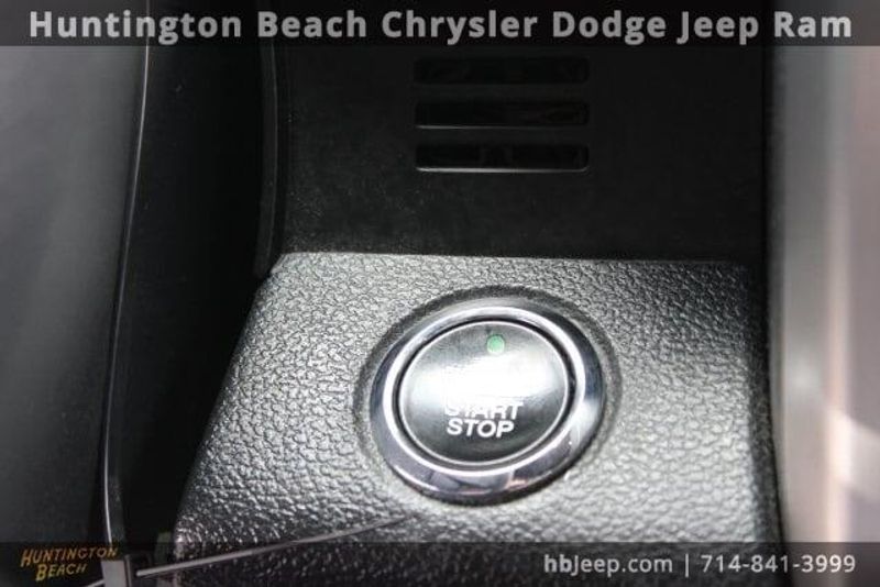2015 Ford F-150 PlatinumImage 25