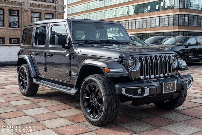 2021 Jeep Wrangler 4xE Unlimited SaharaImage 7