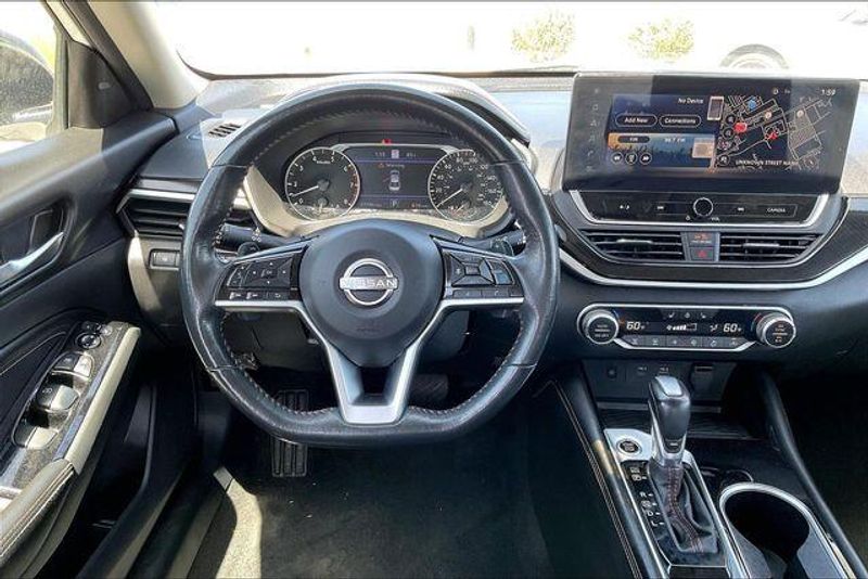 Used 2023 Nissan Altima 2.0 SRImage 4
