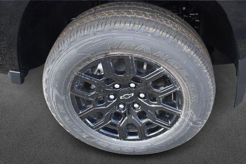 New 2026 Chevrolet Colorado Work TruckImage 12