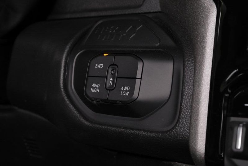2025 RAM 2500 Tradesman Crew Cab 4x4 8