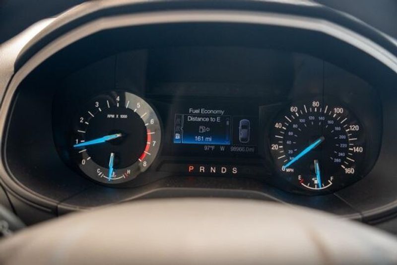 Used 2017 Ford Edge SEImage 19