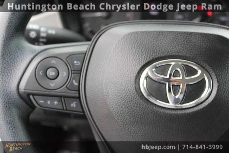 2024 Toyota Corolla LEImage 20