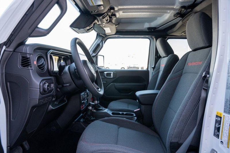 New 2026 Jeep Wrangler RubiconImage 13