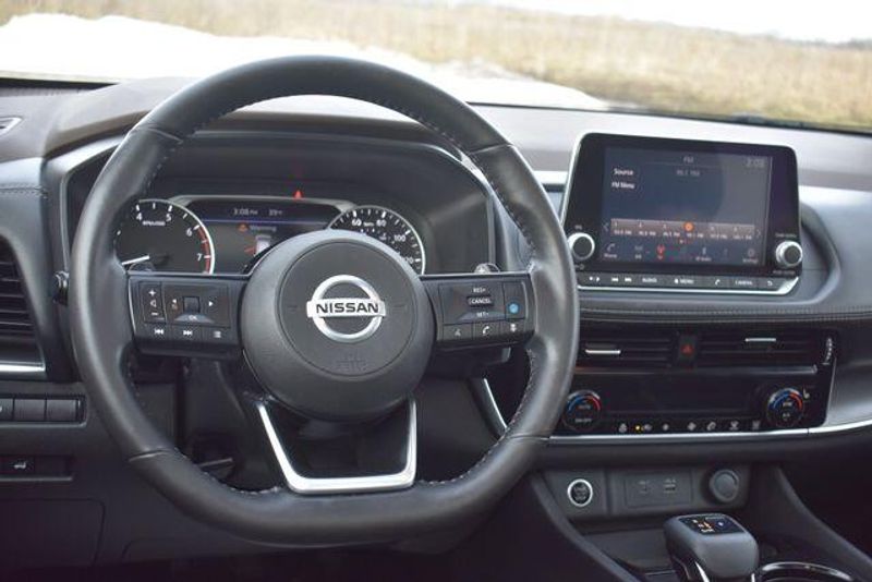 Used 2021 Nissan Rogue SVImage 20