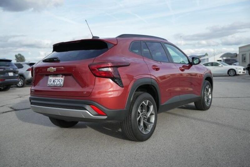 Used 2024 Chevrolet Trax LTImage 7