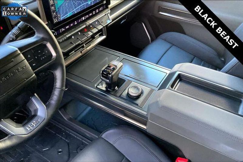 Used 2025 GMC HUMMER EV SUV 2XImage 17