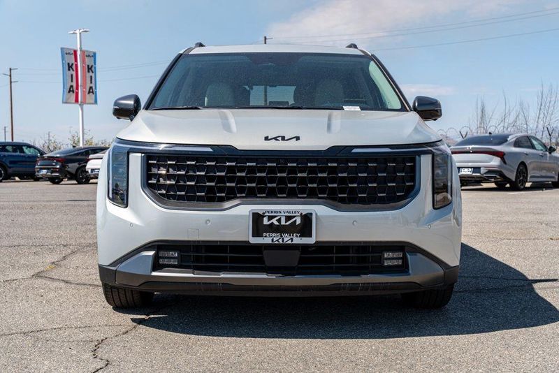 New 2026 Kia Carnival SX PrestigeImage 2